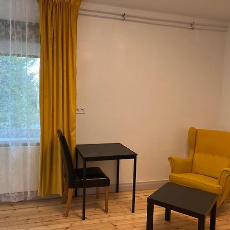 Ferienwohnung Raasiku Majutus Exterior foto