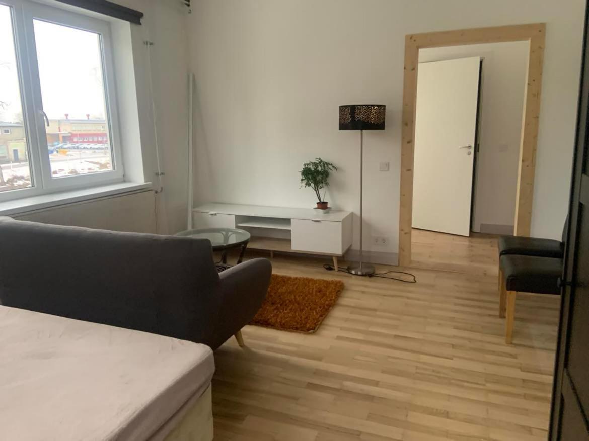 Ferienwohnung Raasiku Majutus Exterior foto