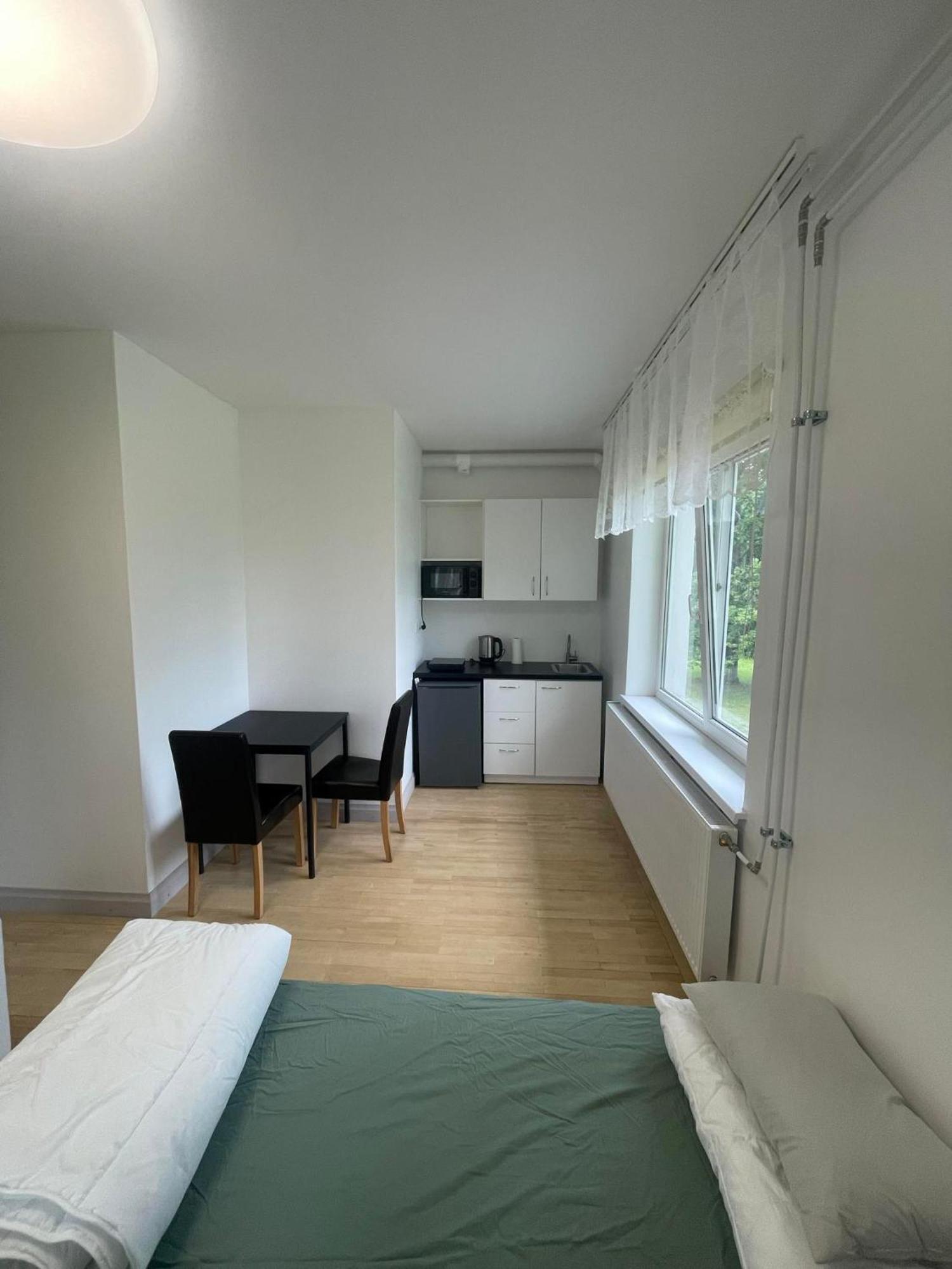 Ferienwohnung Raasiku Majutus Exterior foto